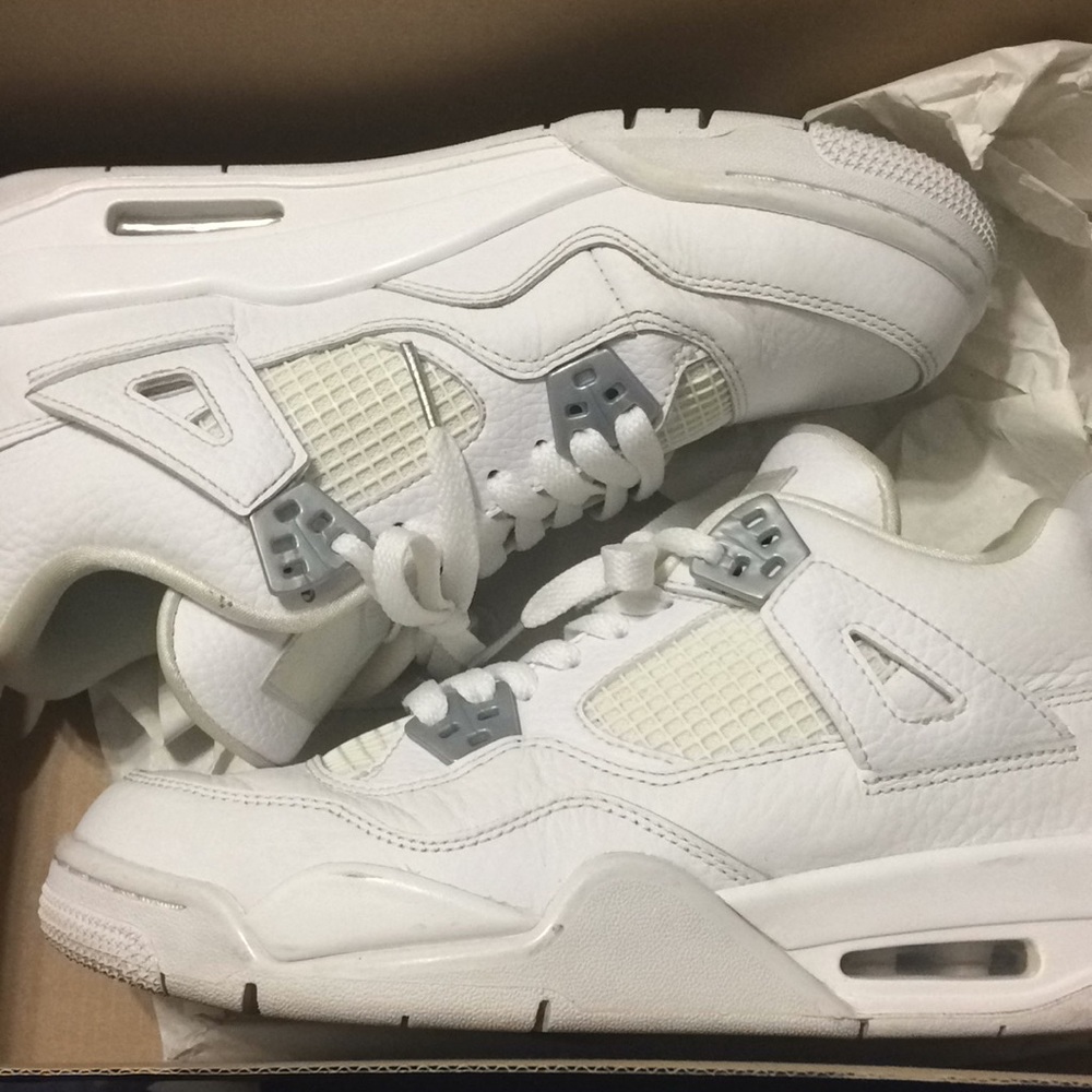 Pure money 4s Jordan
